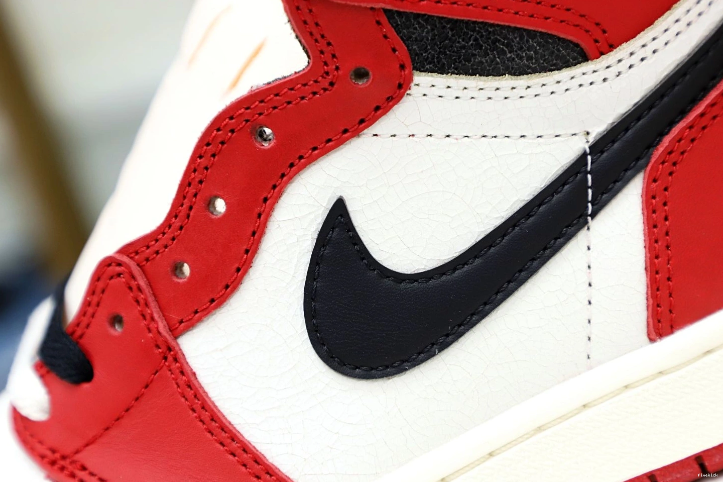 JORDAN “CHICAGO” 1 REIMAGINED 2022 FOUND LOST AND AIR 1005